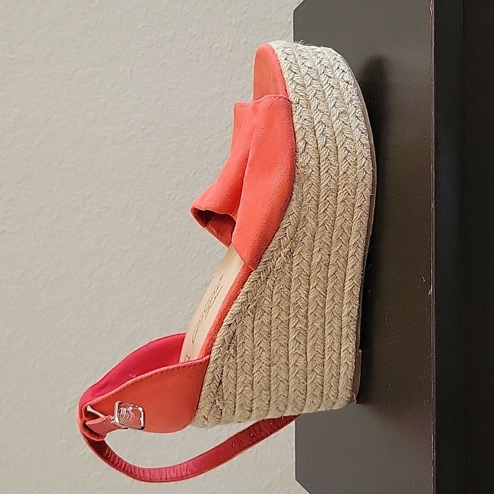 Size 6.5 Db Dk Fashion Coral Ankle Strap Espadrille Wedges